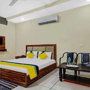 Itsy By Treebo - Sk Grand - Sector 80 Mohali Hotel